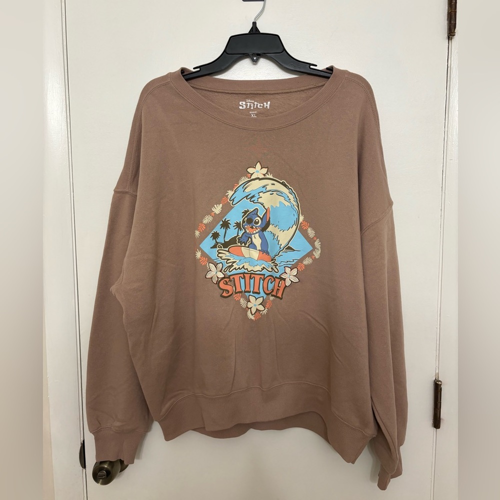 Disney Lilo and Stitch Surfing Crewneck Pullover Graphic Sweatshirt Size XL